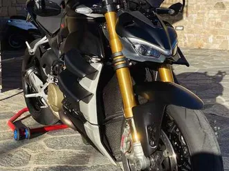 ducati streetfighter v4s