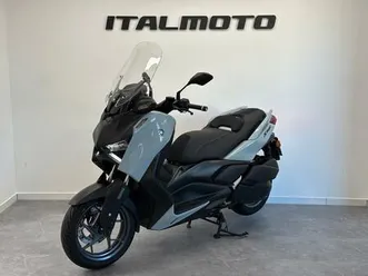 yamaha xmax 300 tech max 2025