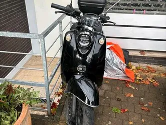 nova motors roller e-retro star