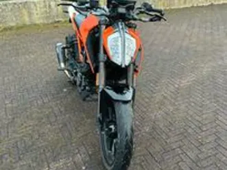 ktm duke 125
