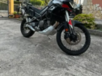 aprilia tuareg 660