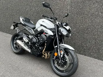 street triple 765 r a2