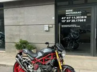 ducati monster 900 s4