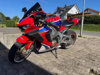 honda cbr1000rr fireblade sp-2