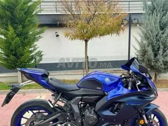 yamaha r7 dossier 1/2