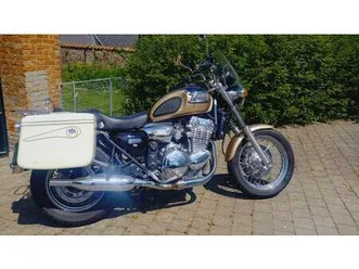 ② triumph thunderbrd 900 - 2001