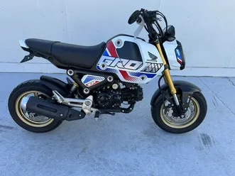 2022 honda grom pearl white abs