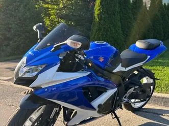 suzuki gsxr 750