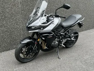 triumph tiger sport 800
