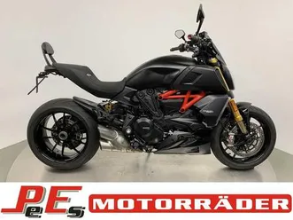 ducati diavel 1260 s dark stealth