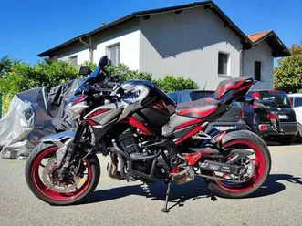 kawasaki z 900 grigio