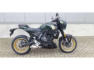 suzuki gsx-8tt zwart