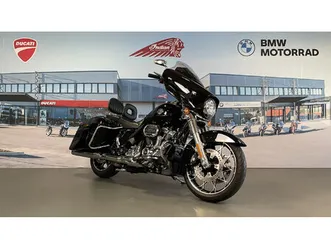 flhxs 1868 street glide special 114 avec marche arrière