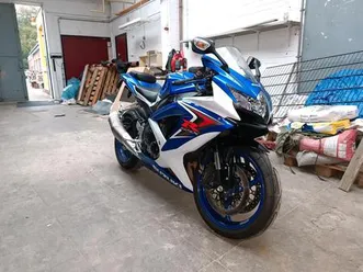 suzuki gsxr 750 k8 k9.