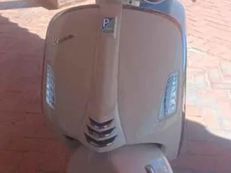 vespa - gts 300