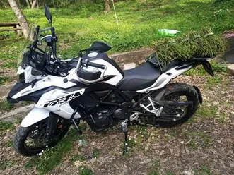 benelli trk 502 benelli trk 502x - anno 04/2022 - km 10500 bianco