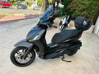 piaggio beverly 300 hpe abs-asr 06/2024 km 2800