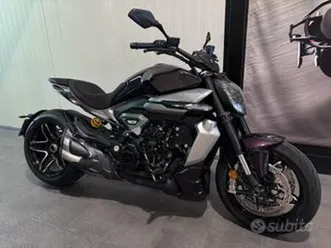 ducati xdiavel v4