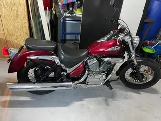 suzuki - intruder lc classic
