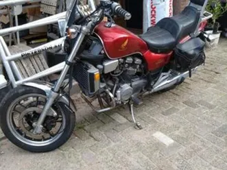 honda-v65-magna-chopper-klassieker-motoren-honda-marktplaats