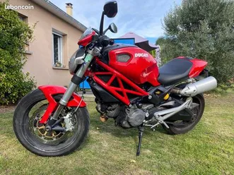 ducati 696