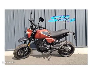 brixton-125-xs-crossfire