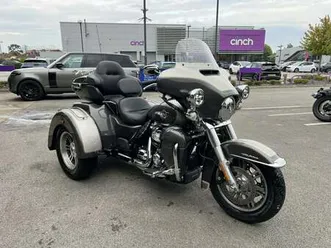 used harley-davidson tri glide ultra 1868 23 for sale in stretford