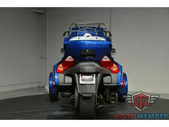 2016 can-am® spyder® rt 6-speed semi-automatic (se6)