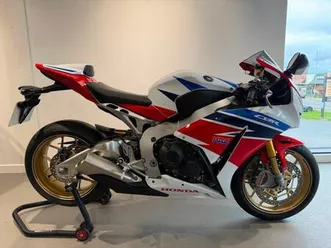 2014 honda cbr1000rr fireblade sp in hrc, '14 plate with 4398 miles