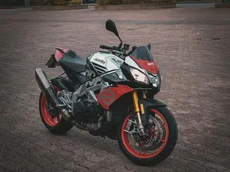 aprilia tuono v4 mit akra,abs,tc,lc,wc