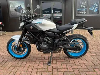 yamaha mt-07 y-amt 2025 - 1 owner - 249 miles - ice storm