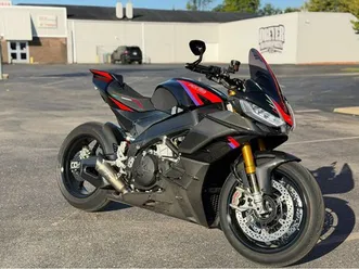 2023 aprilia tuono v4 factory 1100