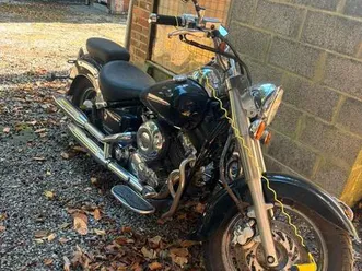 ② yahama xvs 650 drag star