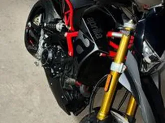 aprilia dorsoduro 900