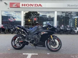 yamaha yzf r1 2013 1000 cm3 | moto sportive | 31 051 km | noir | 44700 orvault
