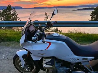 moto guzzi v100 mandello