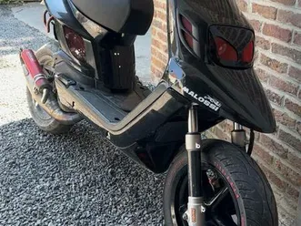 ② mbk booster 70 cc