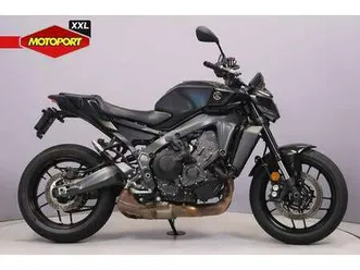 yamaha mt-09 y-amt zwart