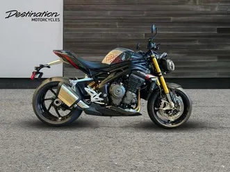 triumph speed triple 1200 rs premium colour 1160 cc
