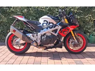 aprilia tuono factory v4 1100