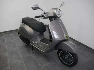 vespa gts 125 super tech // keyless