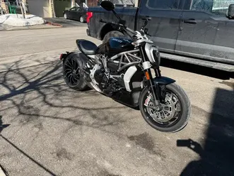 ducati diavel xs. 206