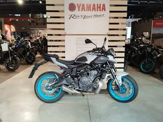 yamaha mt-07 y-amt *zubehörwert 790€*