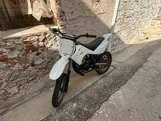 beta r12 (mini cross)