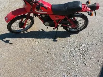 125 xls honda 4000 km origine ■type jc 06 rare .■moto d origine italienne. ■n hésitez pas pour plus de renseignements