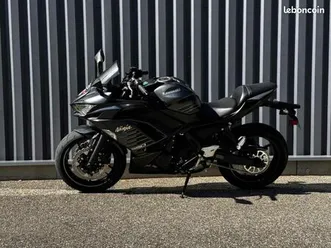 kawasaki ninja 650 garantie jusqu'au 27/02/2029 649 cm3