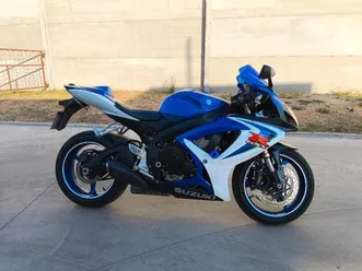 suzuki - gsx 600 r