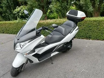 ② honda silver wing 400 cc