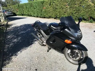 av moto kawazaki zzr 1100