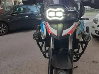 bmw f 700 gs bianco
